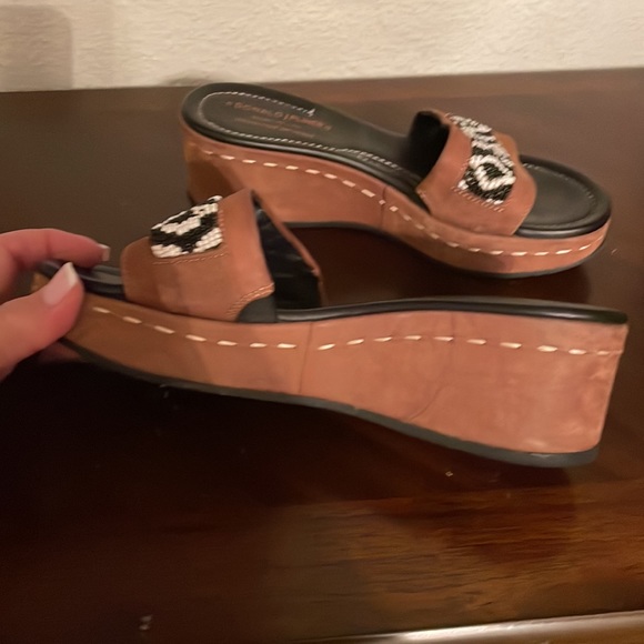 DONALD PLINER SLIDES - Picture 3 of 12